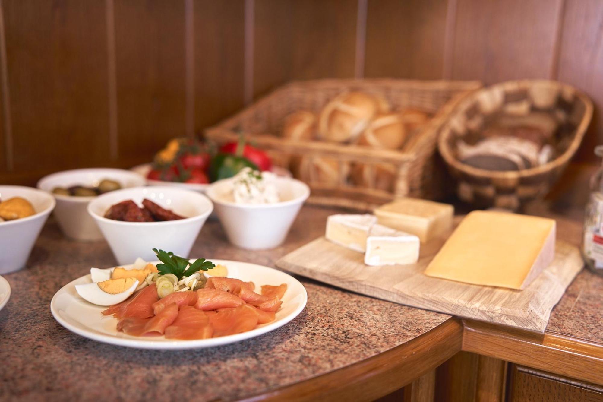 Pension Vier Jahreszeiten Saalbach-Hinterglemm Extérieur photo